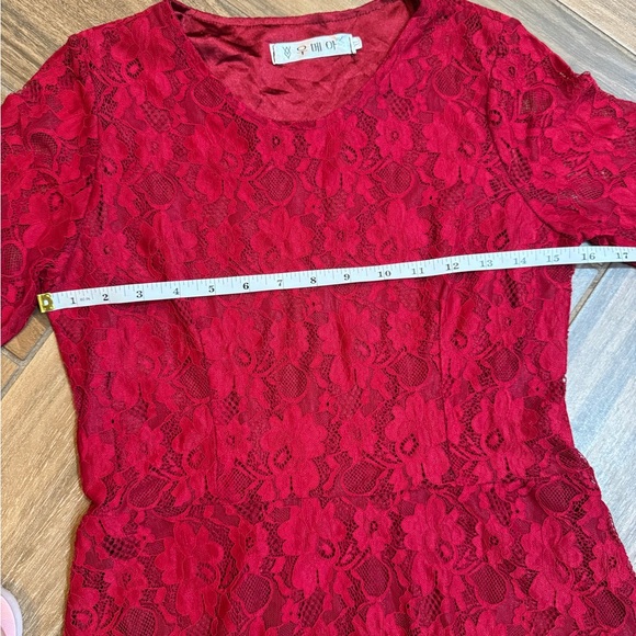 💜 2/$15 Little Red Dress long sleeves - Picture 3 of 10